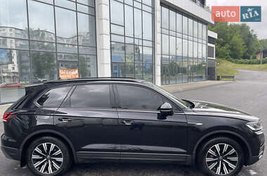 Volkswagen Touareg  2021