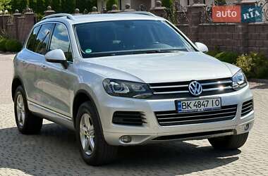 Volkswagen Touareg  2013