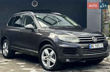 Volkswagen Touareg  2011