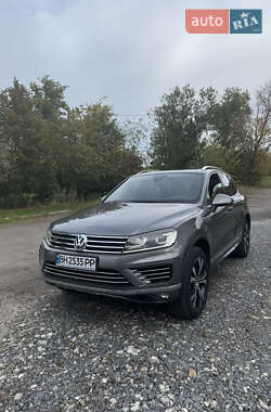 Volkswagen Touareg  2015