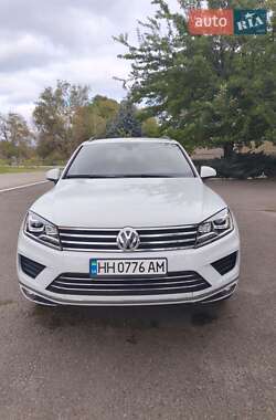 Volkswagen Touareg  2014