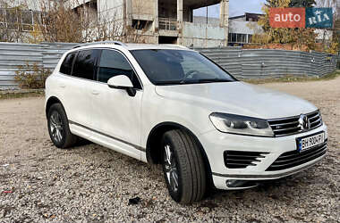 Volkswagen Touareg  2015