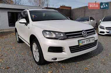 Volkswagen Touareg  2013