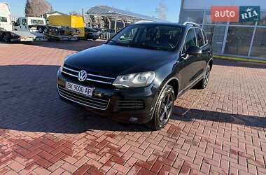 Volkswagen Touareg  2013