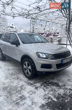 Volkswagen Touareg  2011