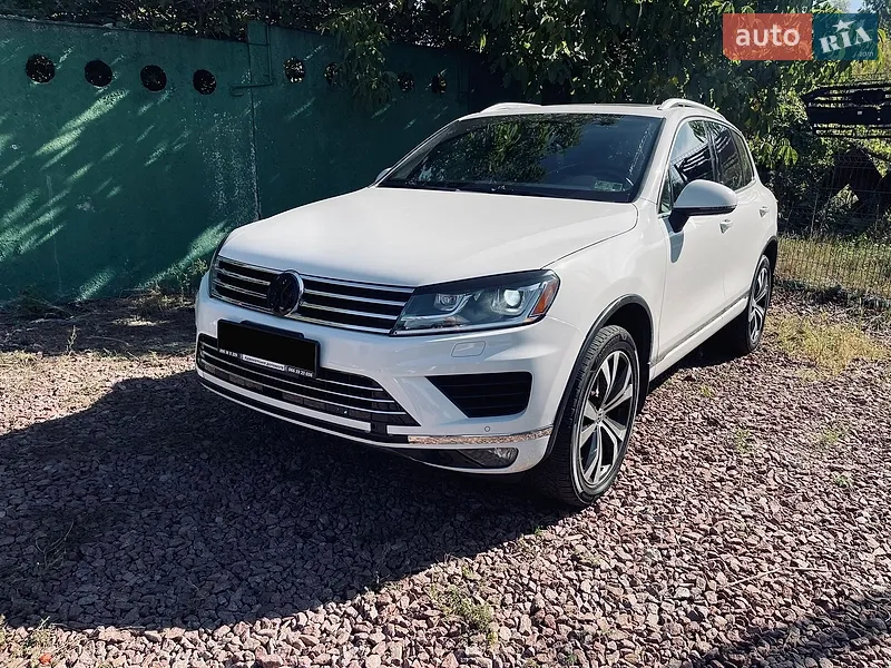 Volkswagen Touareg