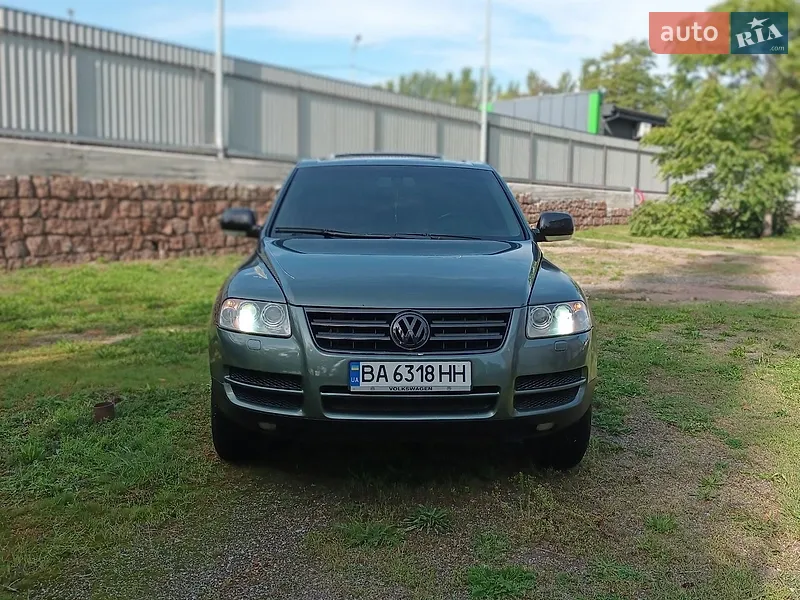 Volkswagen Touareg