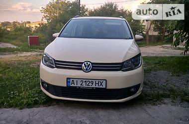 Volkswagen Touran  2013