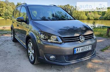 Volkswagen Touran  2011