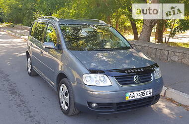 Volkswagen Touran  2006