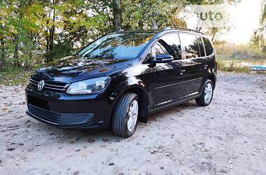 Volkswagen Touran  2011