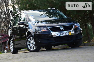 Volkswagen Touran COMFORT BLACK LINE 2010