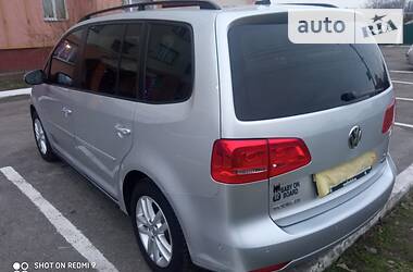 Volkswagen Touran  2014