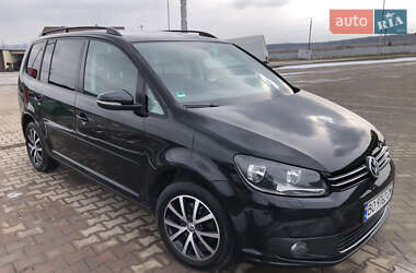 Volkswagen Touran  2010