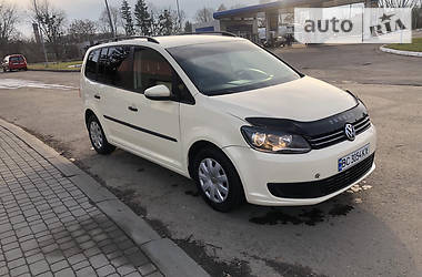 Volkswagen Touran  2011