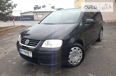 Volkswagen Touran  2003