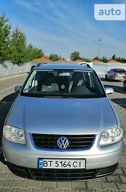 Volkswagen Touran  2005