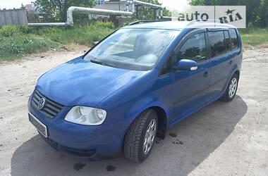 Volkswagen Touran  2004