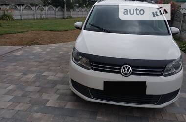 Volkswagen Touran  2010