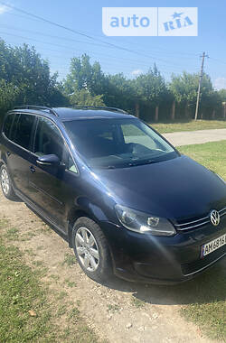 Volkswagen Touran  2013