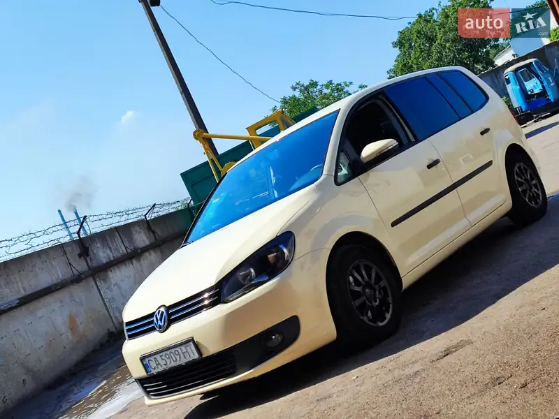 Volkswagen Touran