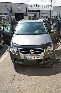 Volkswagen Touran  2009