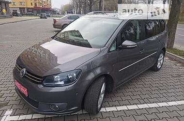 Volkswagen Touran  2011