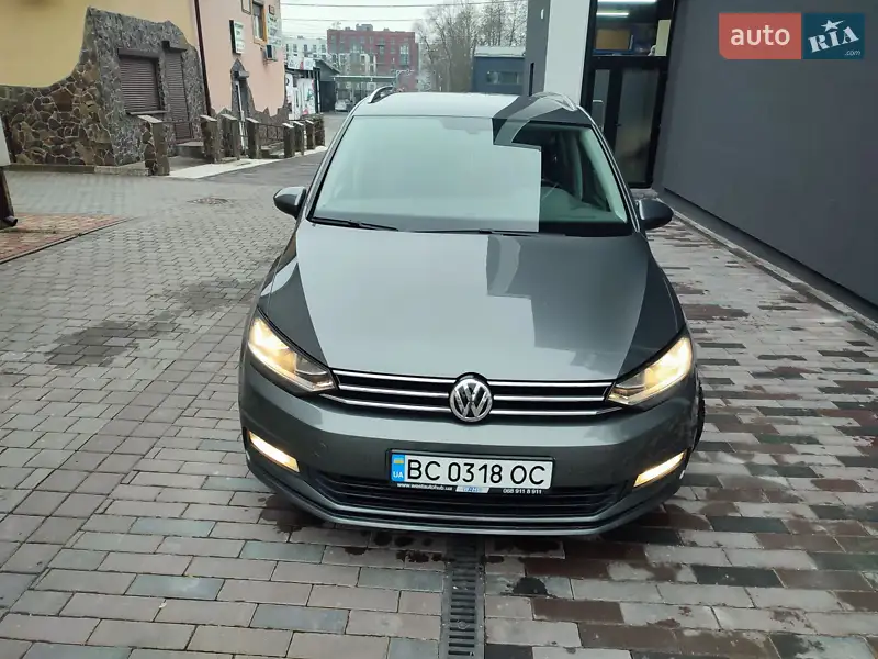 Volkswagen Touran
