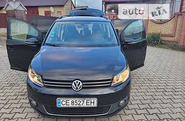 Volkswagen Touran  2012