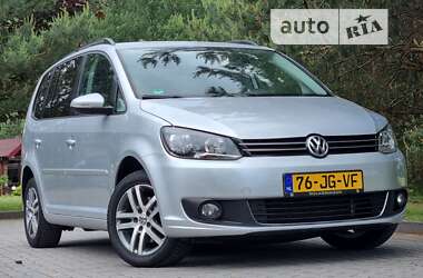 Volkswagen Touran  2011