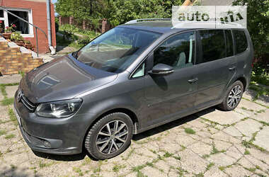 Volkswagen Touran  2012