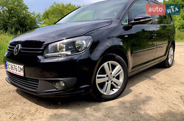 Volkswagen Touran  2012