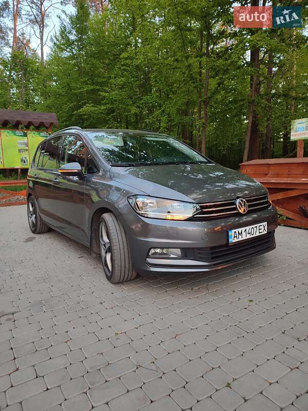Volkswagen Touran