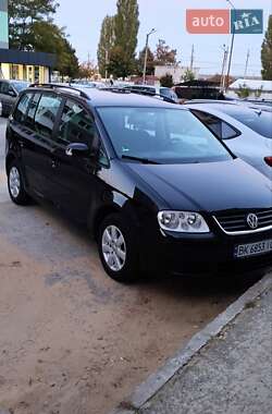 Volkswagen Touran  2006