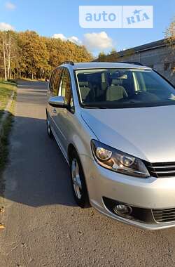 Volkswagen Touran 2011