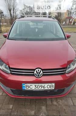 Volkswagen Touran  2011
