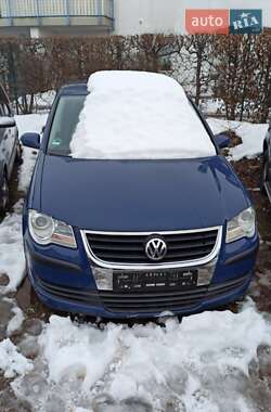 Volkswagen Touran  2007