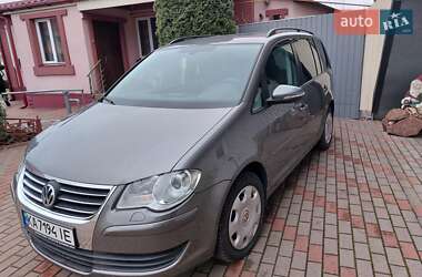 Volkswagen Touran  2010