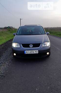 Volkswagen Touran  2005