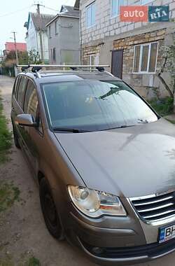 Volkswagen Touran  2008