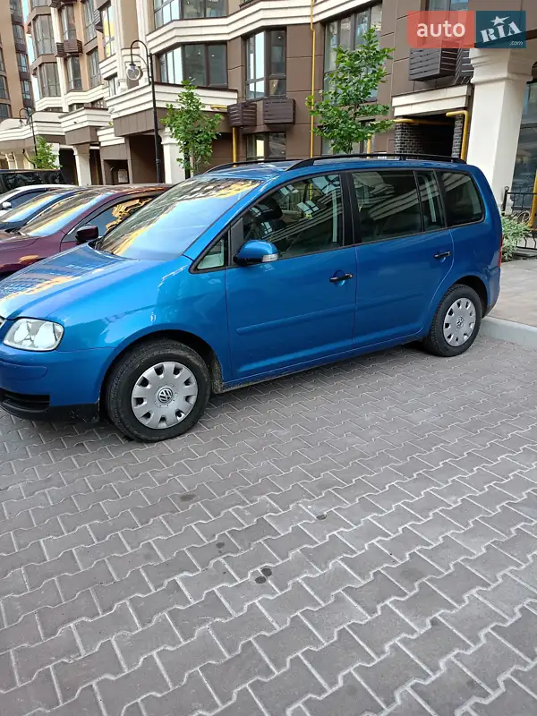 Volkswagen Touran