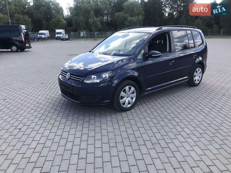 Volkswagen Touran 2011 року в Рівному