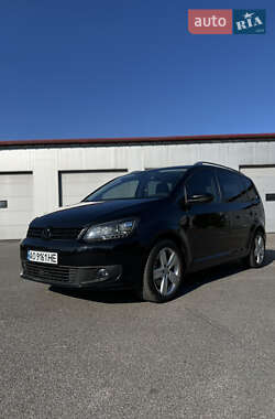 Volkswagen Touran 2011