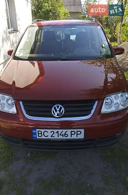 Volkswagen Touran  2004