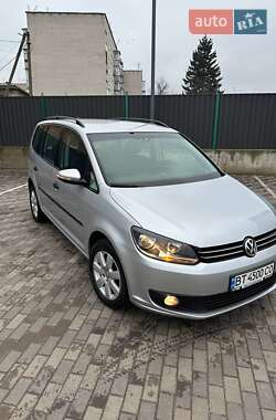 Volkswagen Touran  2012