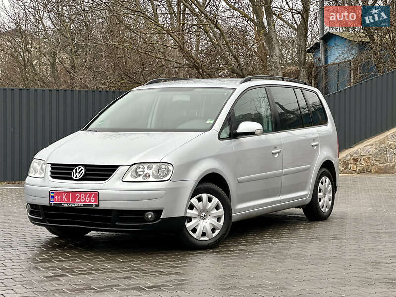 Volkswagen Touran 2006 року в Вінниці