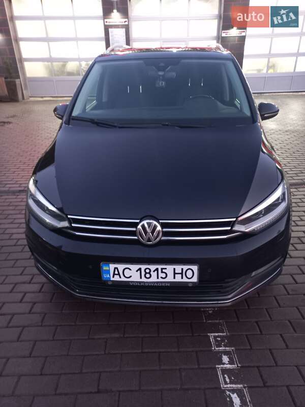 Volkswagen Touran 2016 года в Луцке