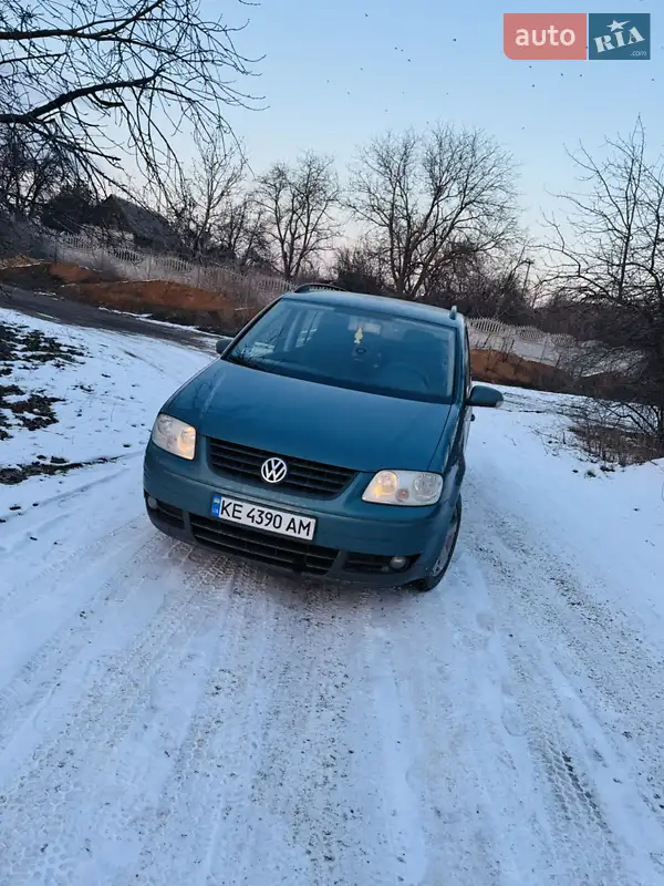 Volkswagen Touran