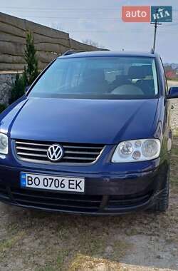 Volkswagen Touran  2004