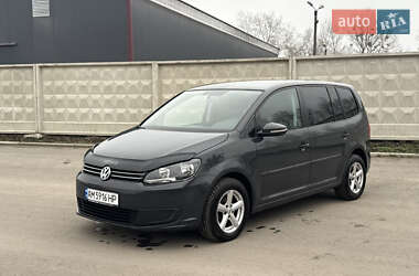 Volkswagen Touran 2015